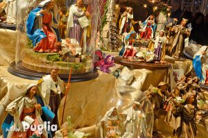 Figure per il presepe realizzati in Carta pesta