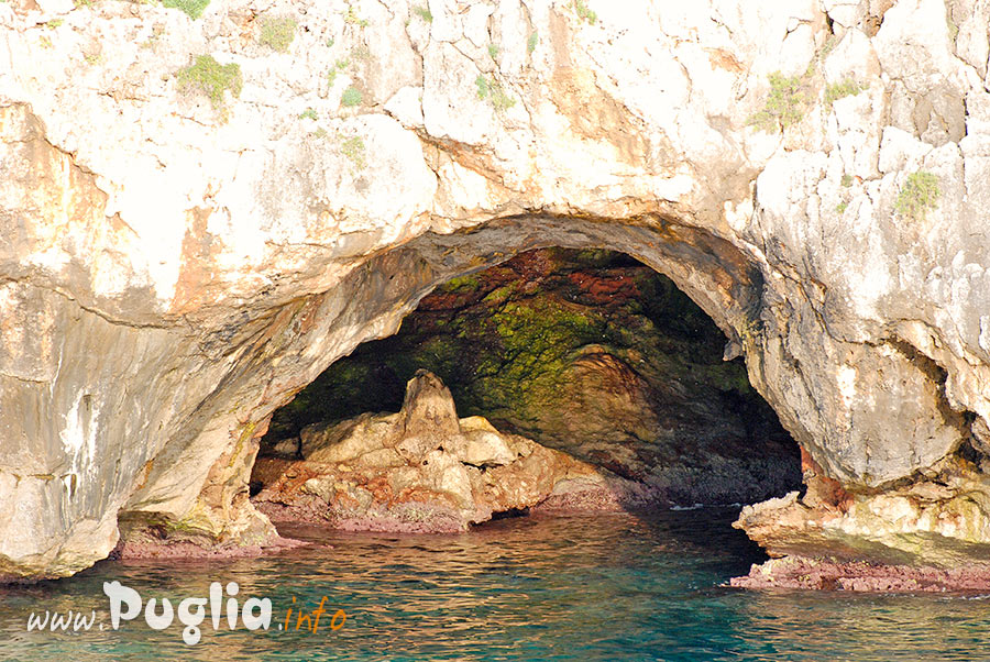 Grotta in mare